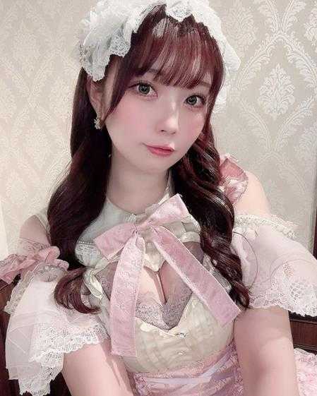 肉乎乎的棉花糖才是真绝色!岛国性感模特ないる美照