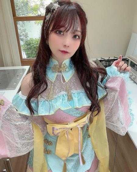 肉乎乎的棉花糖才是真绝色!岛国性感模特ないる美照