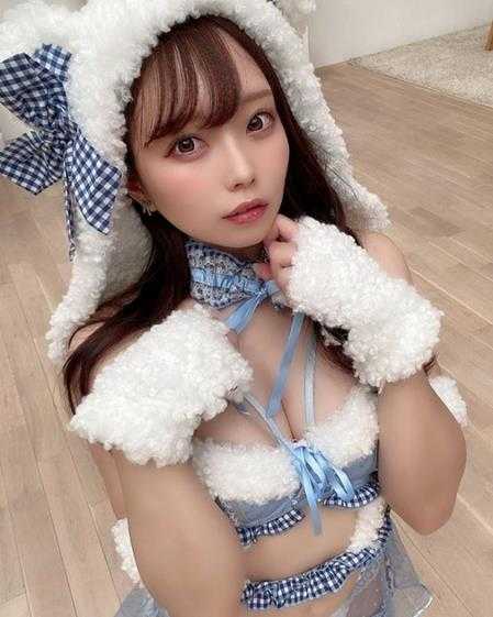 肉乎乎的棉花糖才是真绝色!岛国性感模特ないる美照