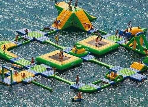 这才是真正的打Boss！囧图 把静香网袜套在头上爽吗?